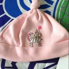 Girls BNWT gymboree hat 6/12 mths