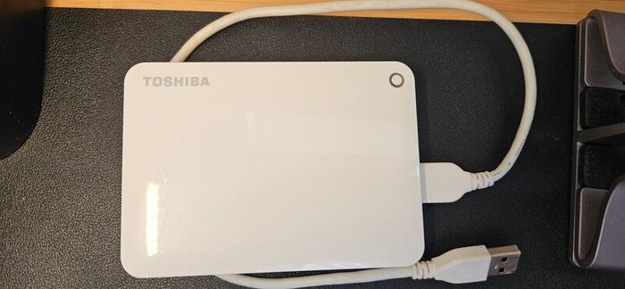 3 TB Toshiba Canvio Connect II portable external hard drive with case