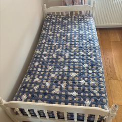 Single bed