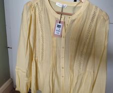 womens tops