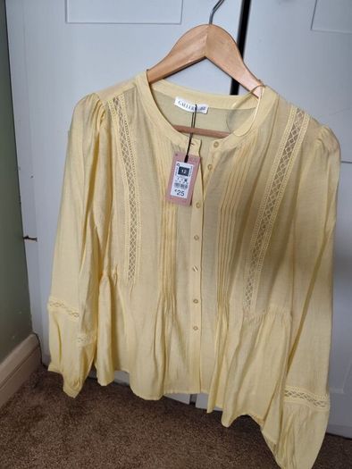 womens tops