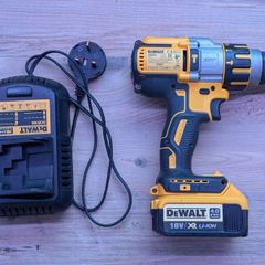DeWalt drill set