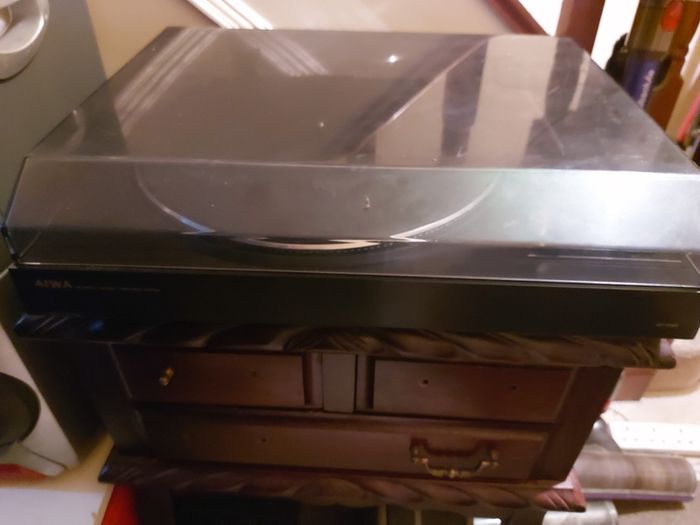 AIWA Stereo Turntable System, Model No. GP-E888, Uses AN-11 Stylus, Part of Larger unit System