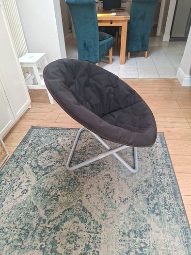 Moon Chair