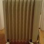 De'Longhi Vento Electric Oil Filled Radiator, 1.5 KW - Grey/White Image 2