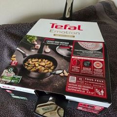 TEFAL Emotion 26" heavy bottom stainless steel saute pan with lid. BRAND NEW