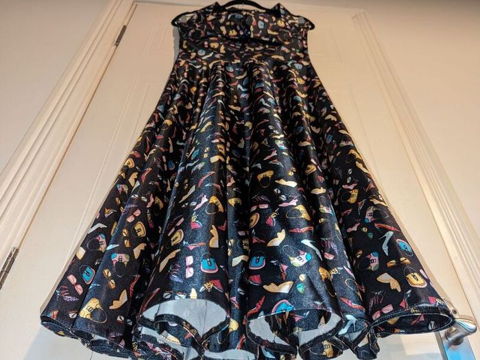 Stunning and pretty rockabilly 50's style midi dress from Vintage Allure