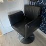 Barber chair Image 3