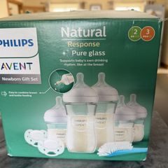 Phillips Avent glass bottle set
