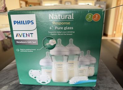 Phillips Avent glass bottle set