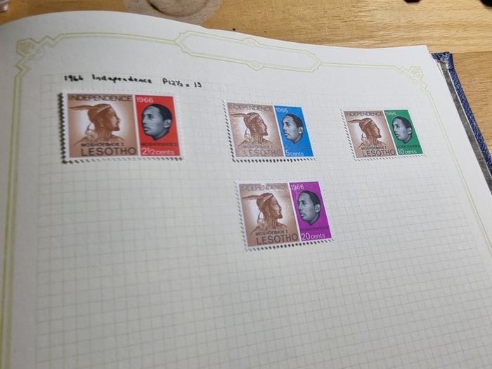 Stamp album 153 Botswana, Lesotho