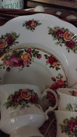 21piece Vintage Tea Set