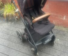 baby buggy