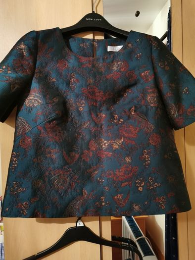 Tailor-made 2 piece outfit (matching top and skirt) UK 10