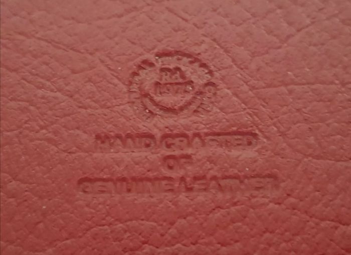 Royal Mint United Kingdom 1987 Proof Coin Collection Red Leather Case Coa