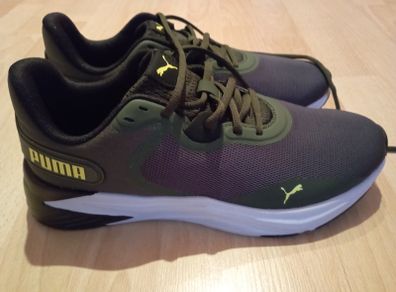 Sport Shoes Trainers.