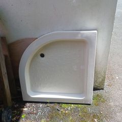 quadrant shower tray