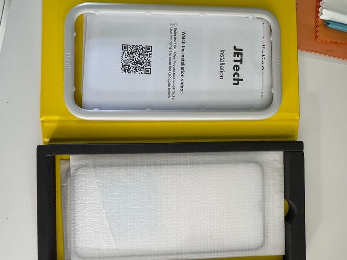screen protectors iPhone 11 - Free