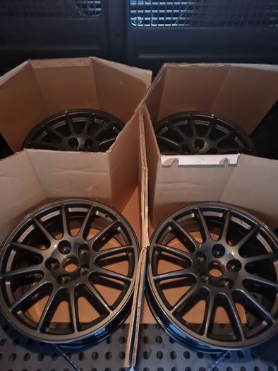 Mitsubishi Evo X 18" Enkei Alloy Wheels