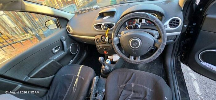 Renault Clio 2010 Automatic