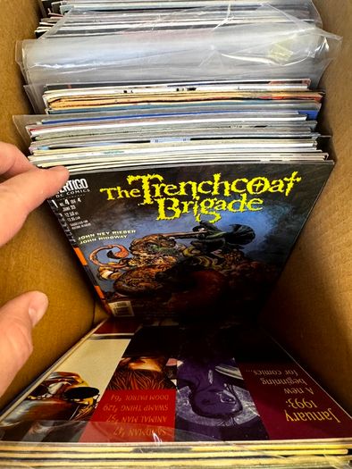 DC, Marvel Long Comic Box w 290 comics for Sale