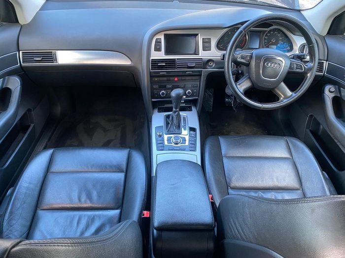 2010 Audi A6 Saloon Black Leather Seats