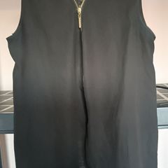 Beautiful blouse, size 8
