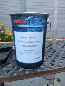 Watco  Asphalt Crack Filler