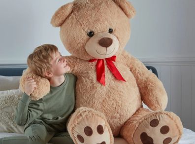 Billy huge teddy bear