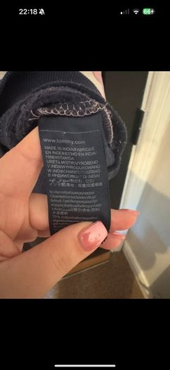 sweatshirt