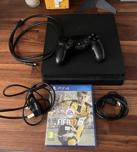 Playstation 4 slim 500gb - complete