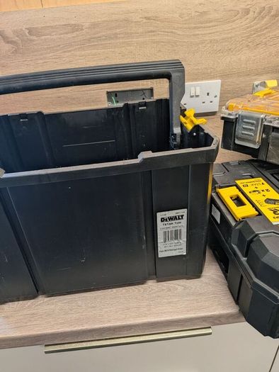 Dewalt T staks x3