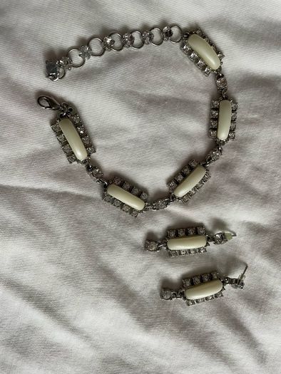 Karen Millen  Bracelet and earrings