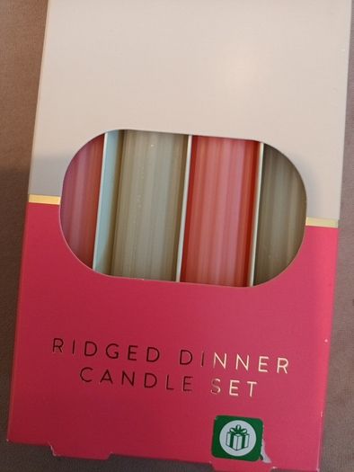 4 x ridged dinner candles