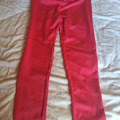 Leggings label still on