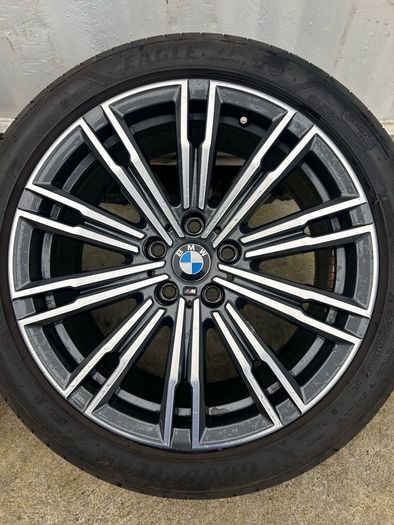 Genuine BMW 790M 18" Alloy Wheels