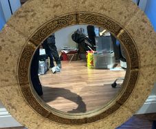 Circular mirror
