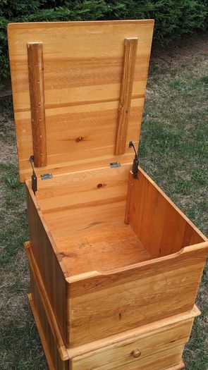 Toy storage, solid wood chest