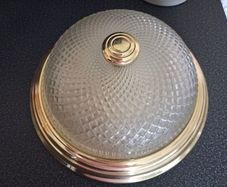 Light fixtures
