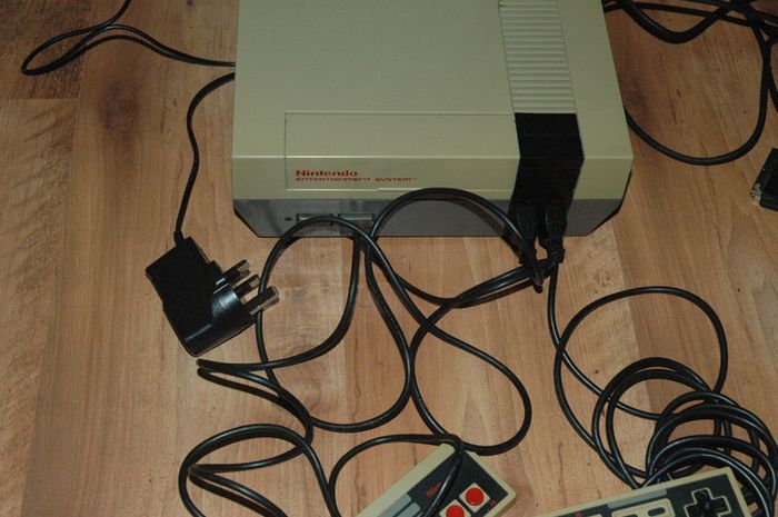 Genuine Nintendo Entertainment System
