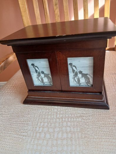 Photo box