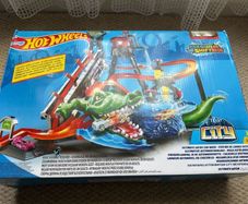 Hotwheels Crocodile Water Set