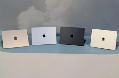 Apple Macbook pro M2 | M4 | M5 | 13inch 14 Inch 15 Inch | 2023 | 2024 | 2025 |