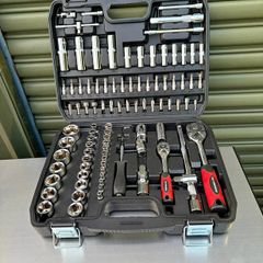 100pcs Socket & Bit Set 1/2" & 1/4"