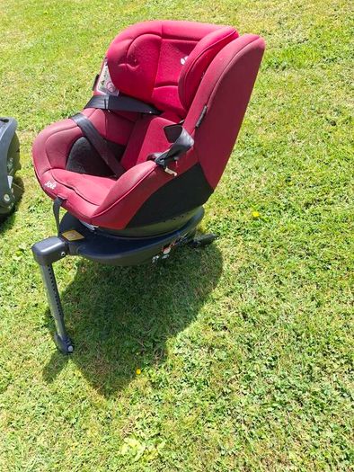 JOIE 360 swivel car seat