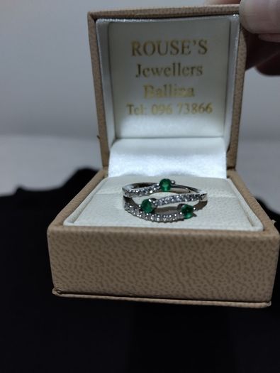 18ct white gold diamond and emerald dress ring