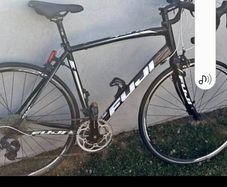 fuji sportif  mens 2.5 road bike