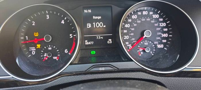 vw Passat 1.6 tdi b8 breaking for parts