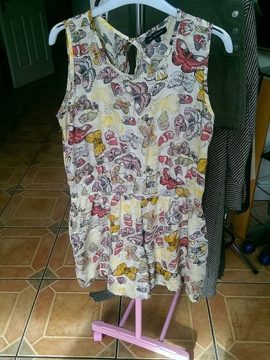 10  Euro Each.Size 12