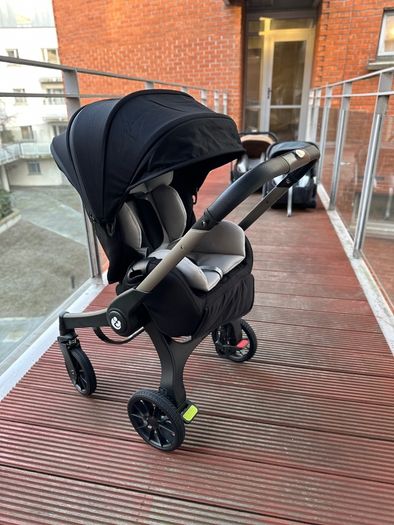 Brand new car seat / stroller / pram